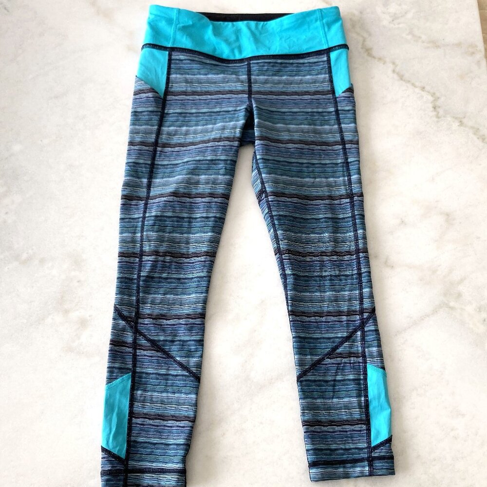 New! NWOT Lululemon Pace Rival Crop leggings / capris / run tights pockets, blue